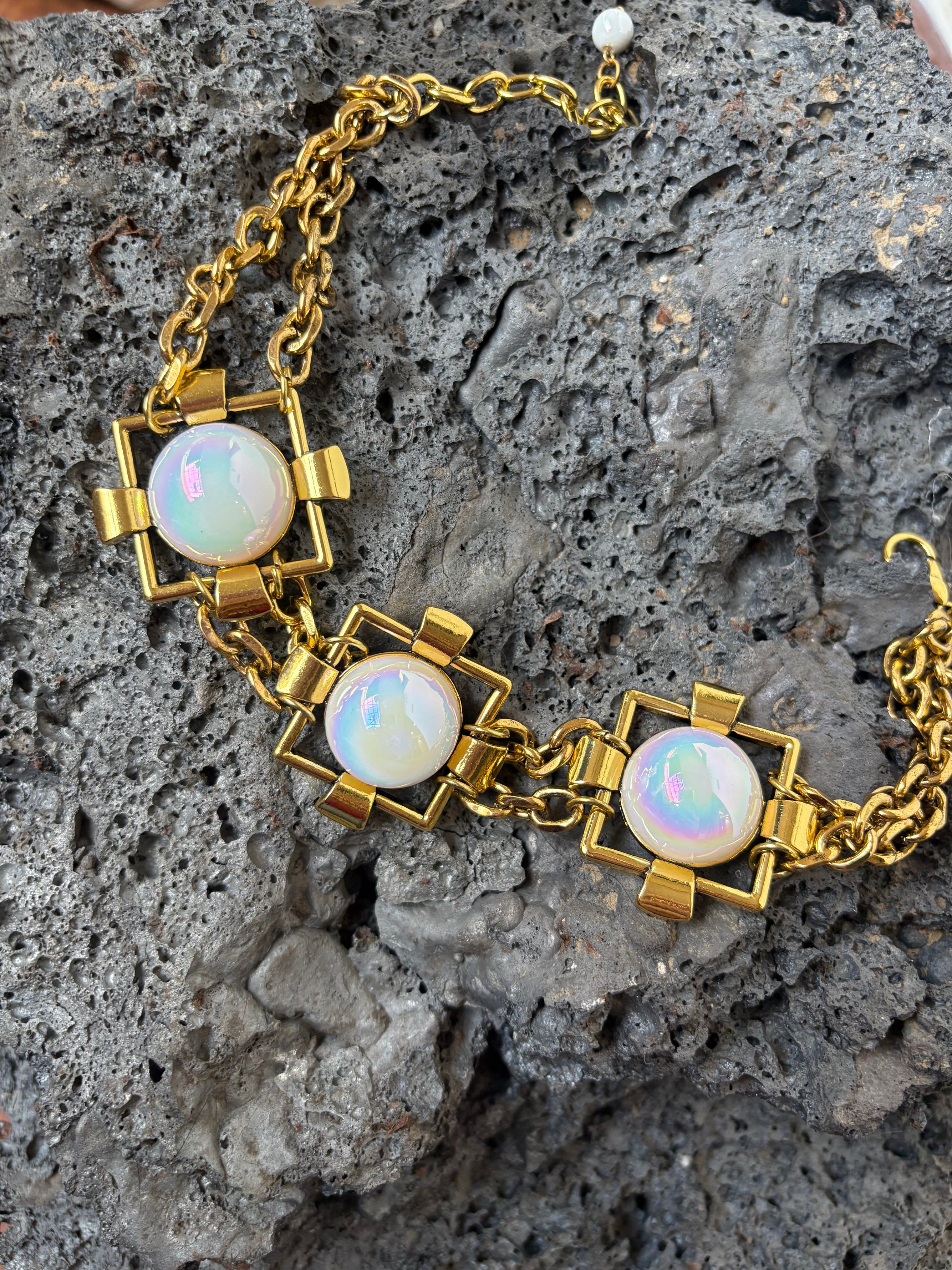 Soleil Choker